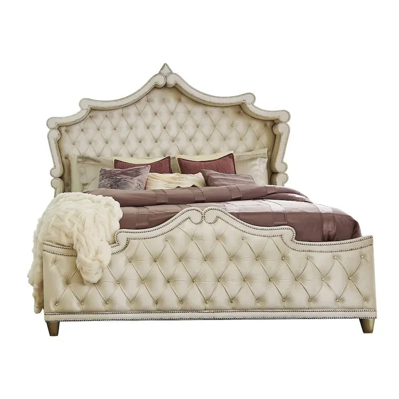 Justine Ivory and Camel Tufted 4-piece Bedroom Set-3