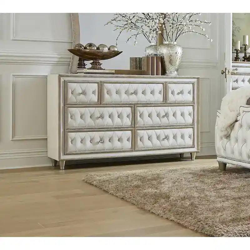 Justine Ivory and Camel Tufted 4-piece Bedroom Set-6